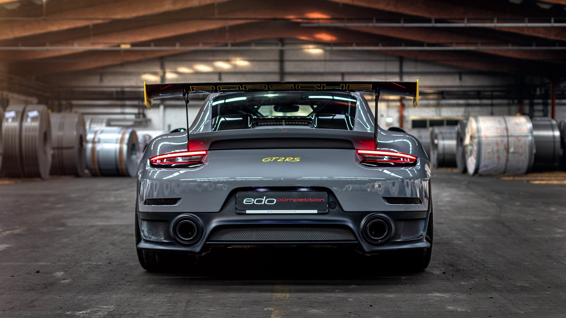 体操世锦赛中国男团实现三连冠，中国体操男团世锦赛夺冠!